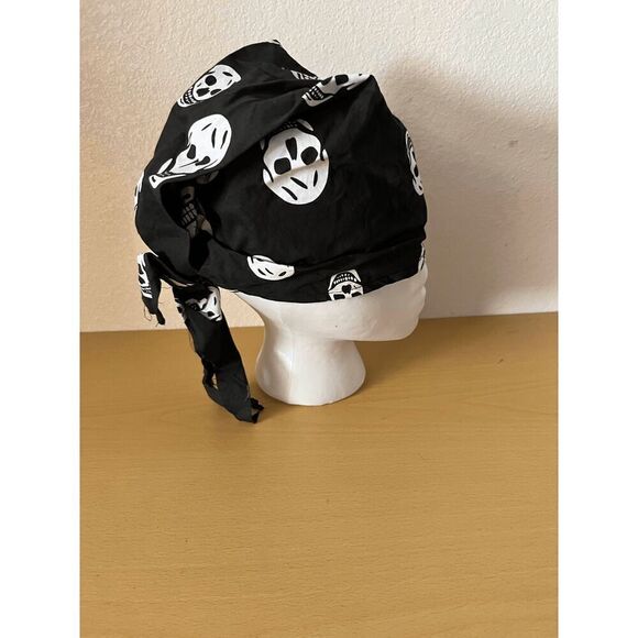 Skull  pirate bandana hat - Picture 2 of 6